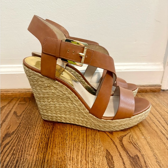 Michael Kors Giovanna Wedge Shoe - Picture 1 of 6